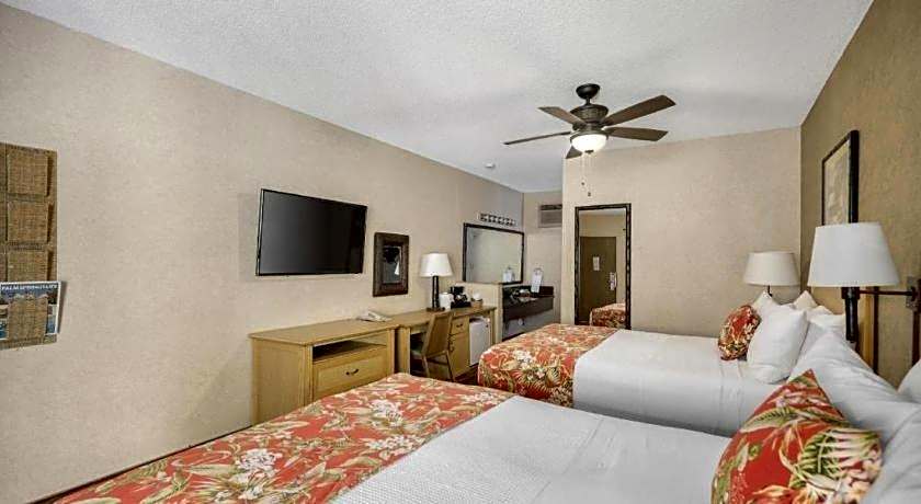 Caliente Tropics Hotel