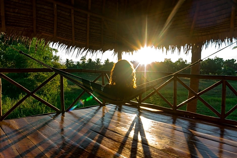 Moalboal Eco Lodge