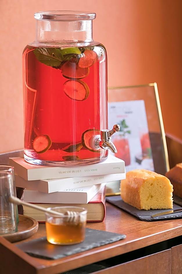 Hotel Boris V. by Happyculture