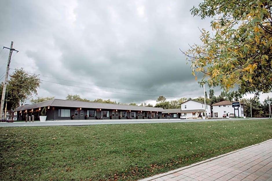 The Bayview Motel