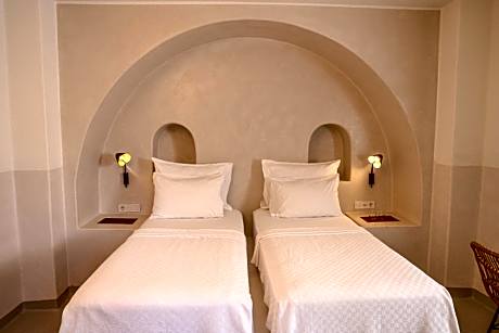 Suite with Garden View