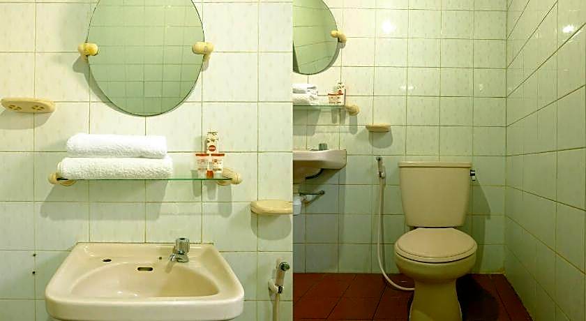 Hotel O Cemara's Homestay