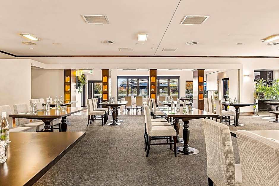 Hotel Elms Christchurch, an Ascend Collection Hotel