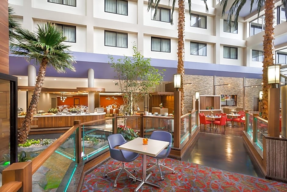 Crowne Plaza Hotel Foster City-San Mateo, an IHG Hotel