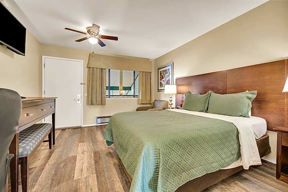 Scottish Fairway Inn