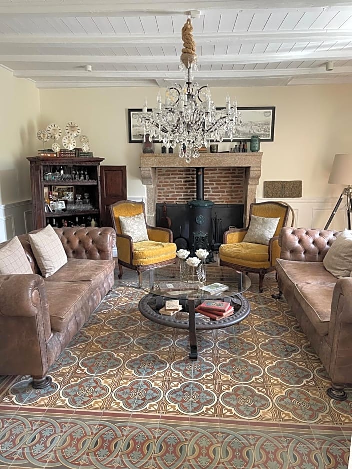 Maison Hirondelles Hôtes