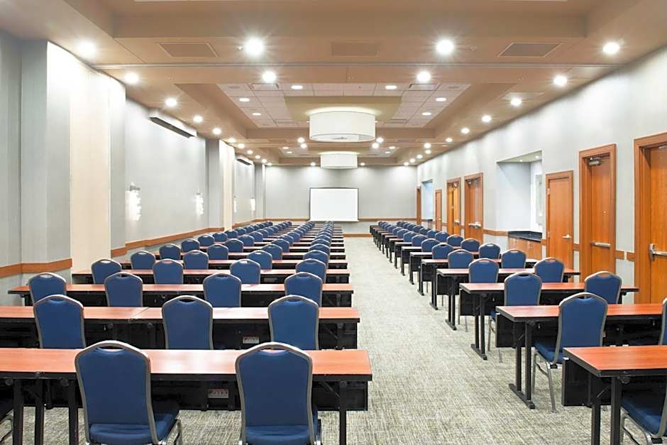 SpringHill Suites by Marriott Las Vegas Convention Center