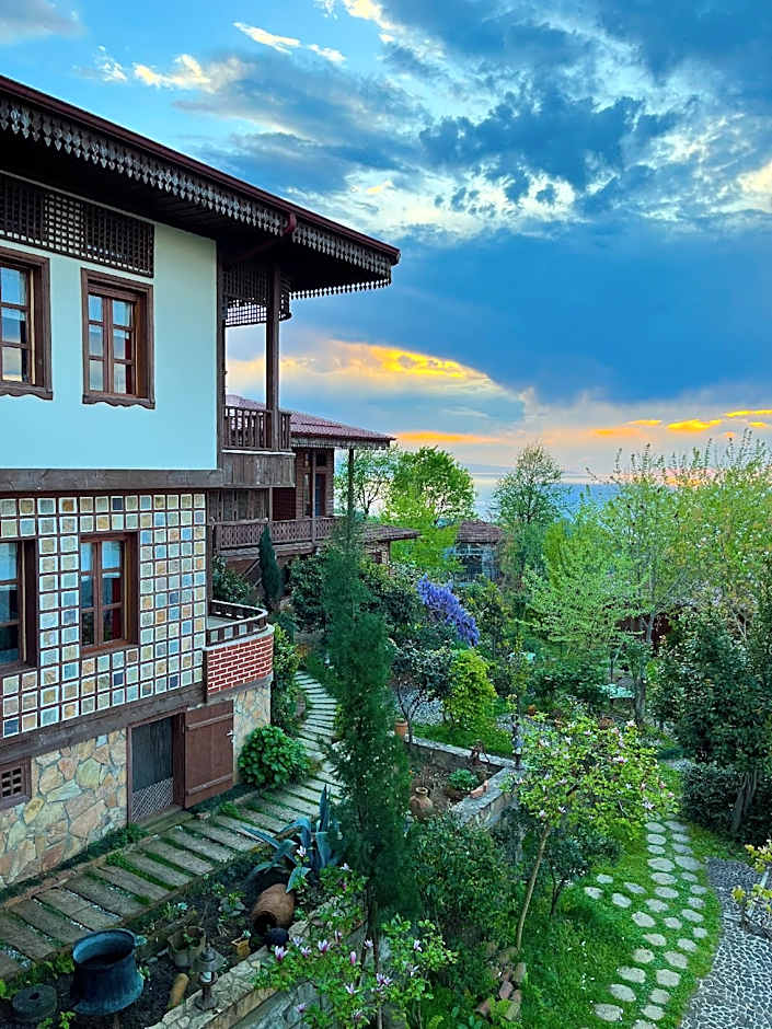 Kaf Dağı Konak Hotel