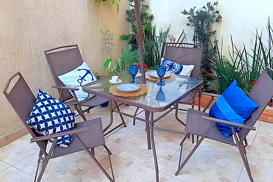 Studio pé na areia com área de churrasco privativa