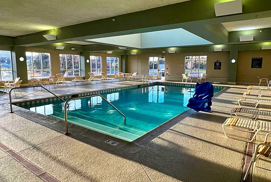 La Quinta Inn & Suites by Wyndham Bannockburn-Deerfield