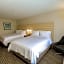 Holiday Inn Express Hillsboro I-35