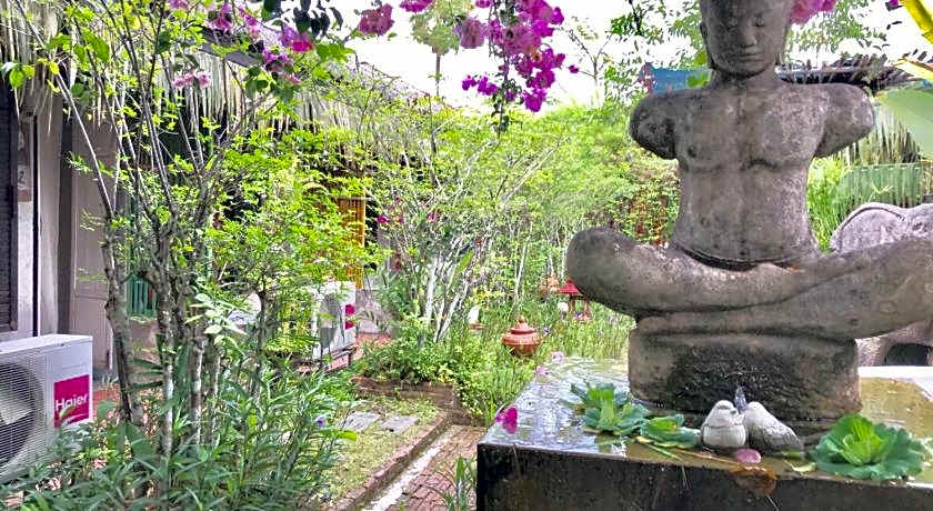 Artist's Place Trat