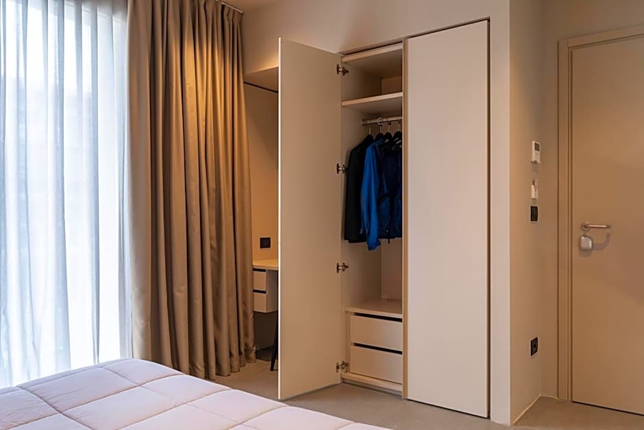 Amare Suite & Apartments