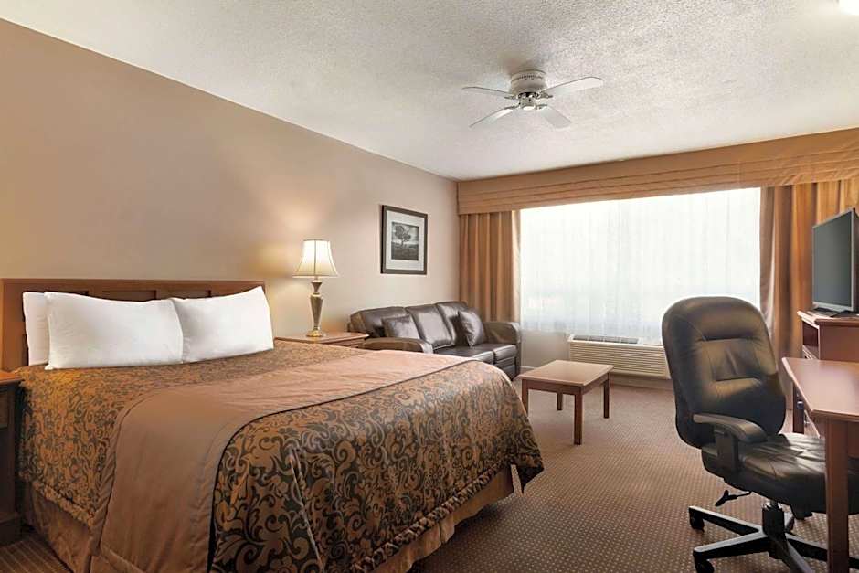 Travelodge by Wyndham Simcoe