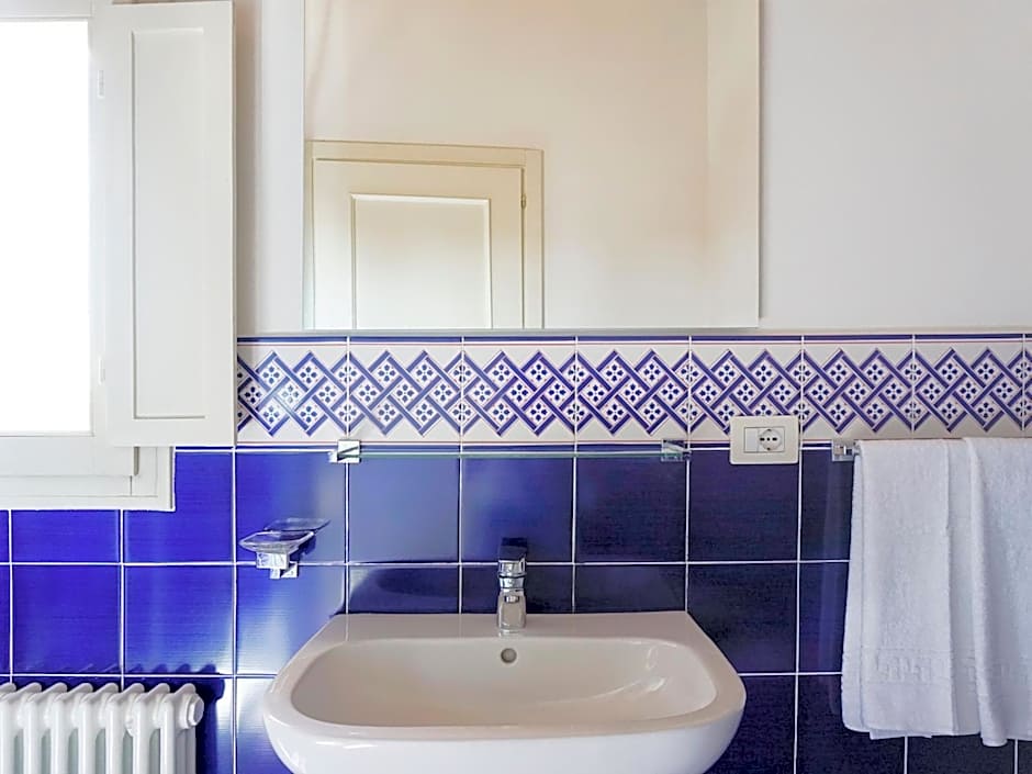 Casa Isolani Charms Rooms Santo Stefano