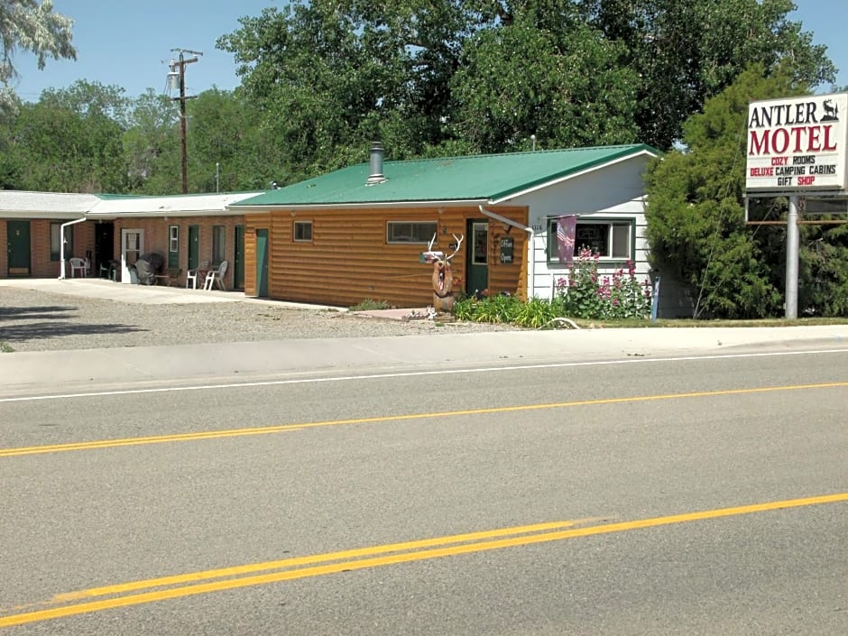 Antler Motel