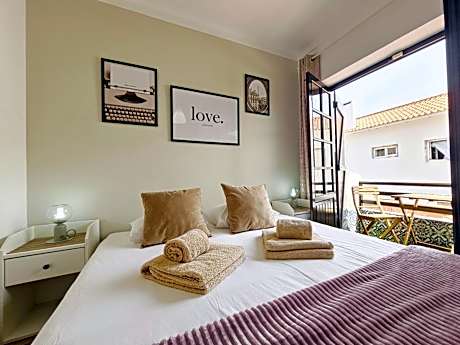 Baleal Classic Waves Guest House