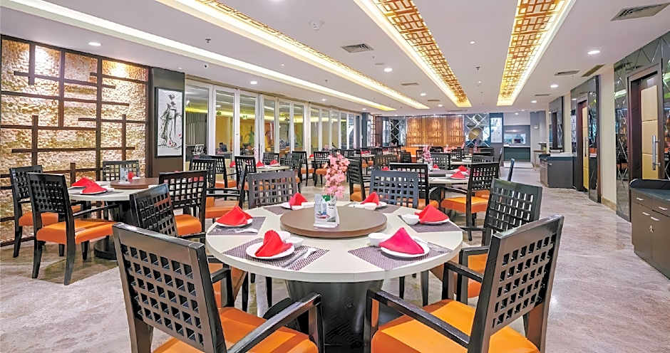 CLARO KENDARI (ex. Grand Clarion Hotel & Convention)