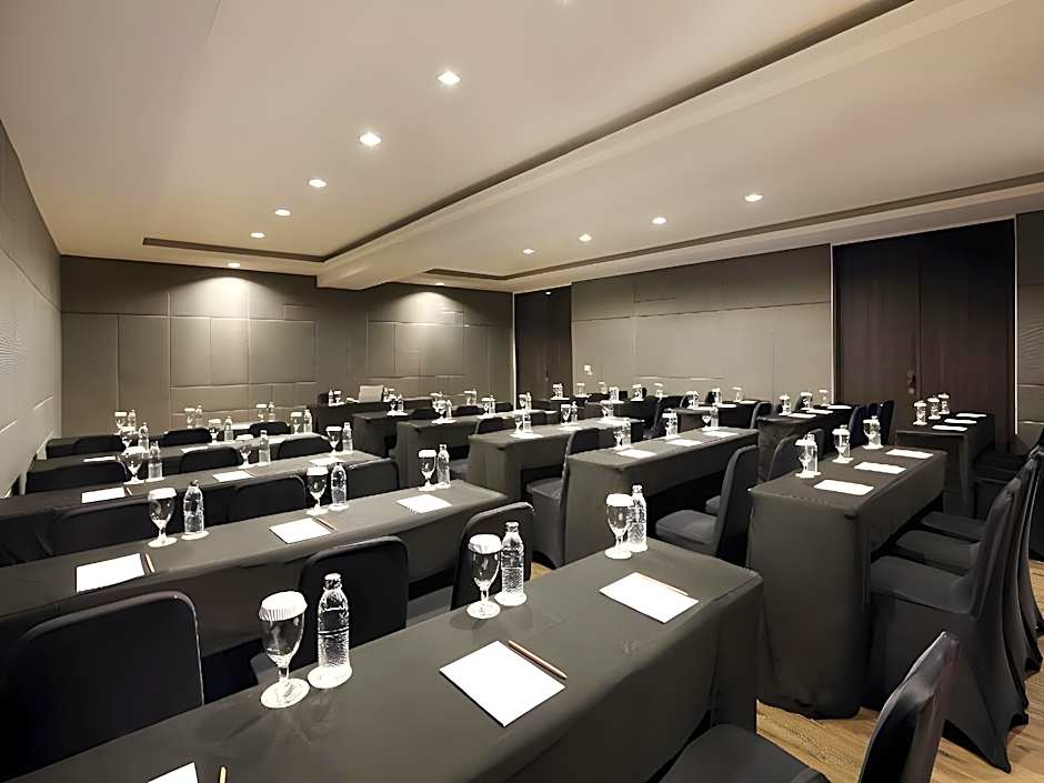 The Akmani Legian Hotel