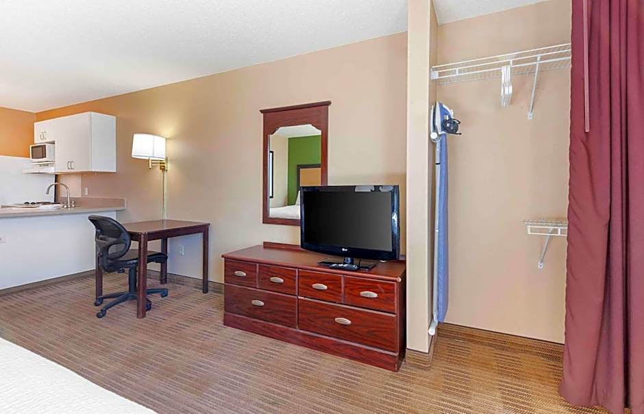 Extended Stay America Select Suites - Appleton - Fox Cities