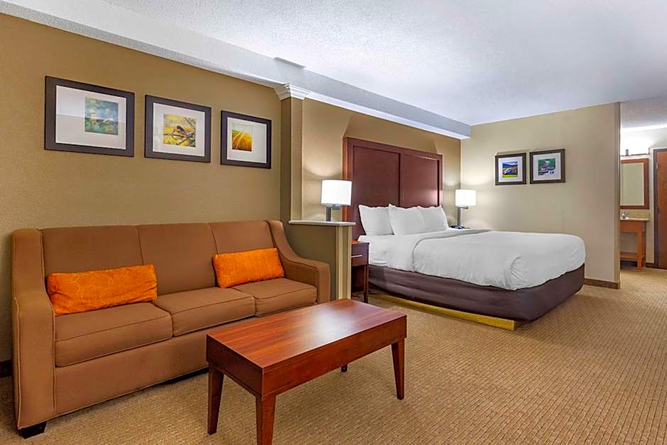 Comfort Inn & Suites