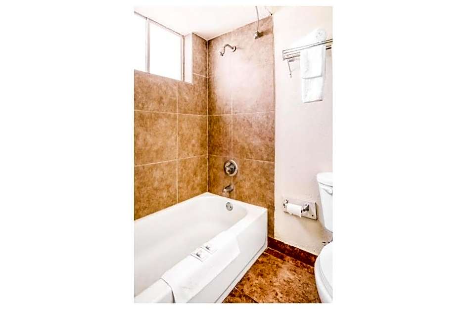 OYO Hotel Alexandria LA- Hwy 165