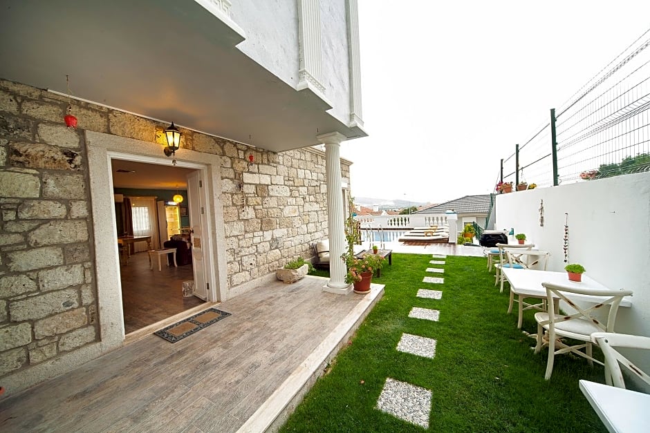 Ionic Hotel