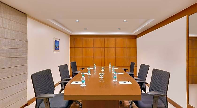 LEMON TREE HOTEL CENTRE POINT JAMSHEDPUR