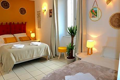 Triple Room with City View