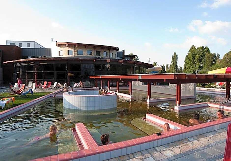 Hostel Maros