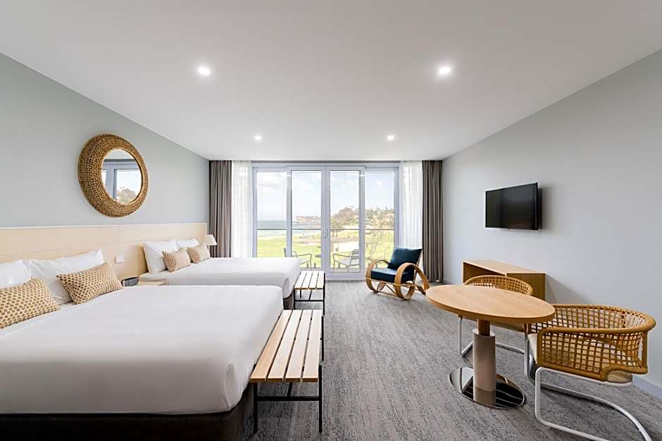 Photo 1 of 5 of 2 Beds, Sea View