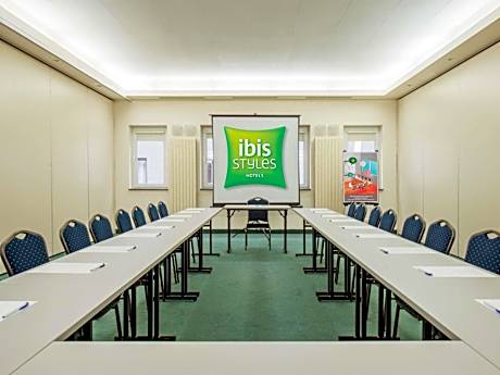 ibis Styles Warszawa West