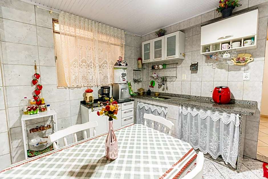 Apto a 800m da Praia do Jardim em Angra dos Reis