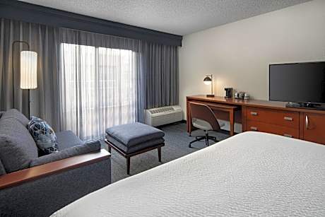 King Room with Sofa Bed