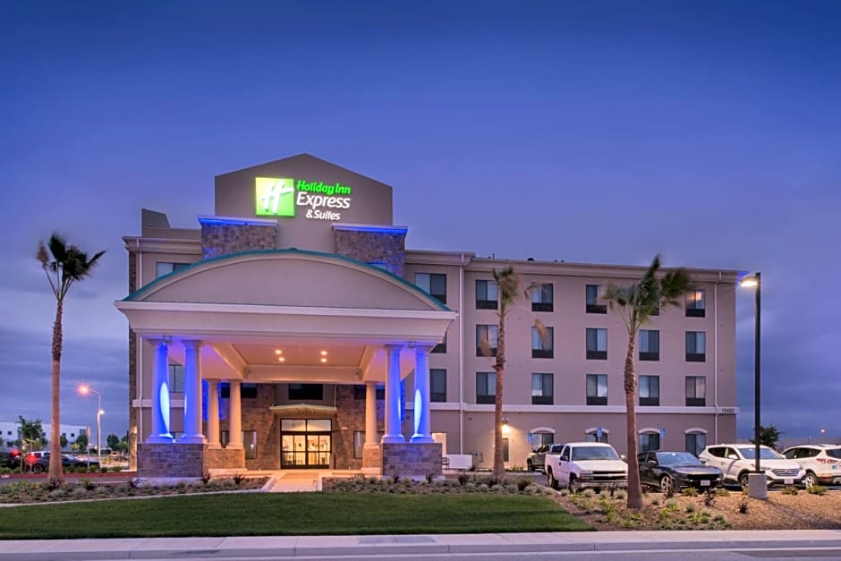 Holiday Inn Express & Suites BAKERSFIELD AIRPORT