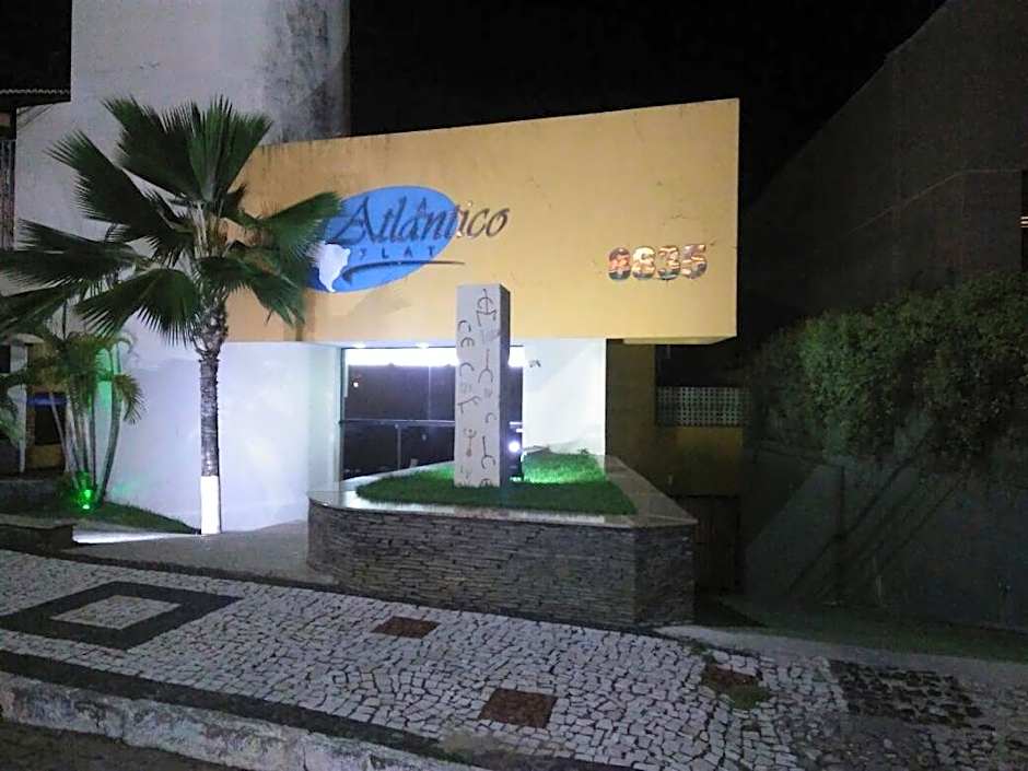 Atlântico Flat 104 e 116