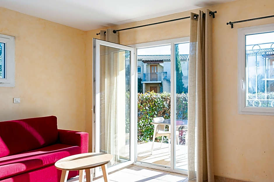 Residhotel Golf Grand Avignon