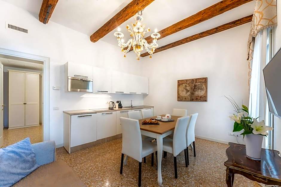 San Teodoro Palace - Luxury Apartments