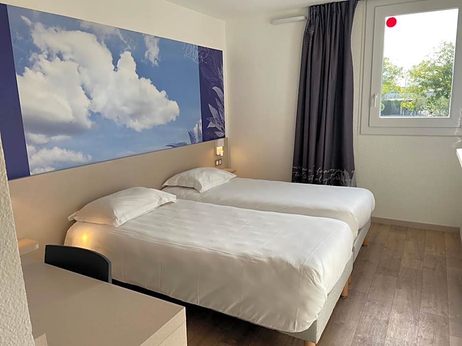 Kyriad Direct - Bourg les Valence