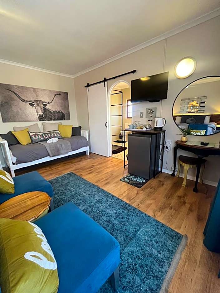 Dolphin Circle Bed and Breakfast