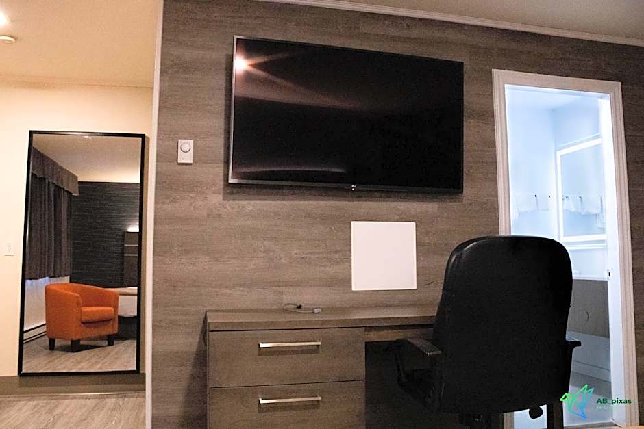 Glengarry Extended Stays