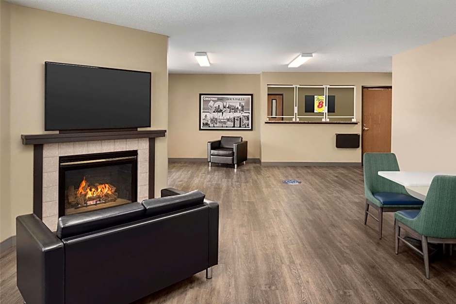 Super 8 by Wyndham Sioux Falls