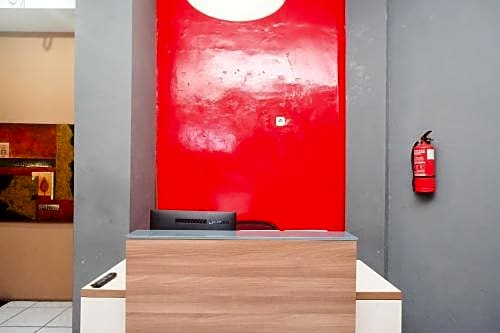 Urbanview Hotel Sayang Makassar