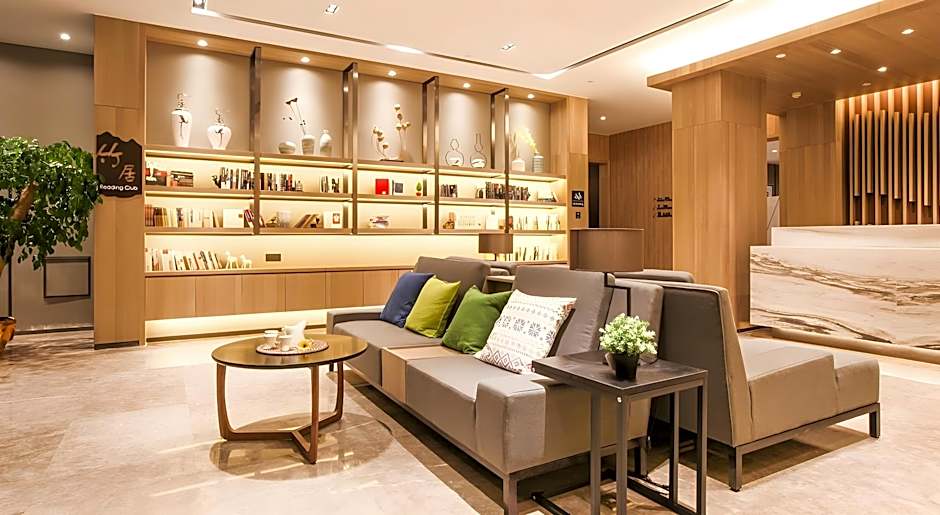 Atour Hotel Nanjing Lukou Airport