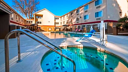 Best Western Plus Colony Inn