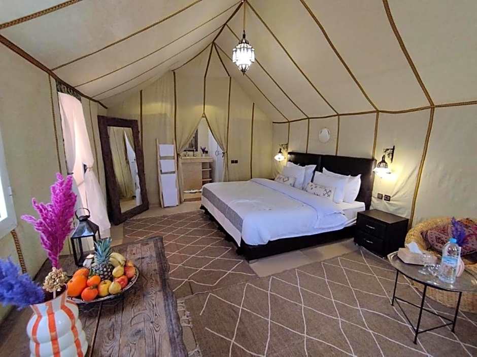 Taghit Sahara Camp
