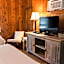 Whispering Winds Motel