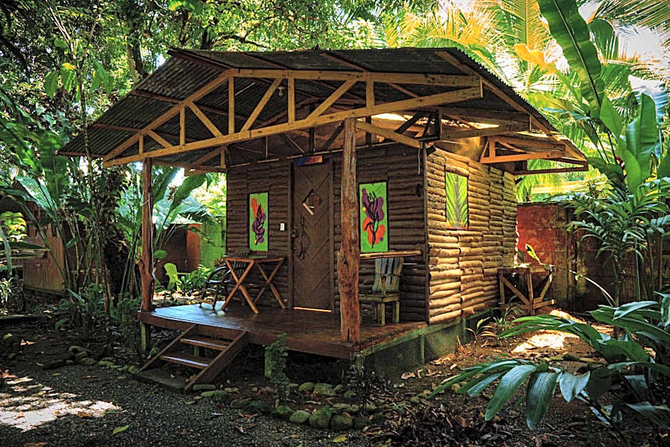 Flutterby House Hostel