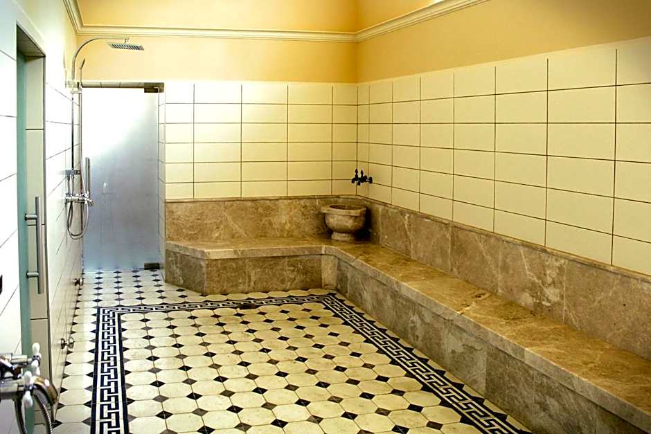 İsa Begov Hamam Hotel