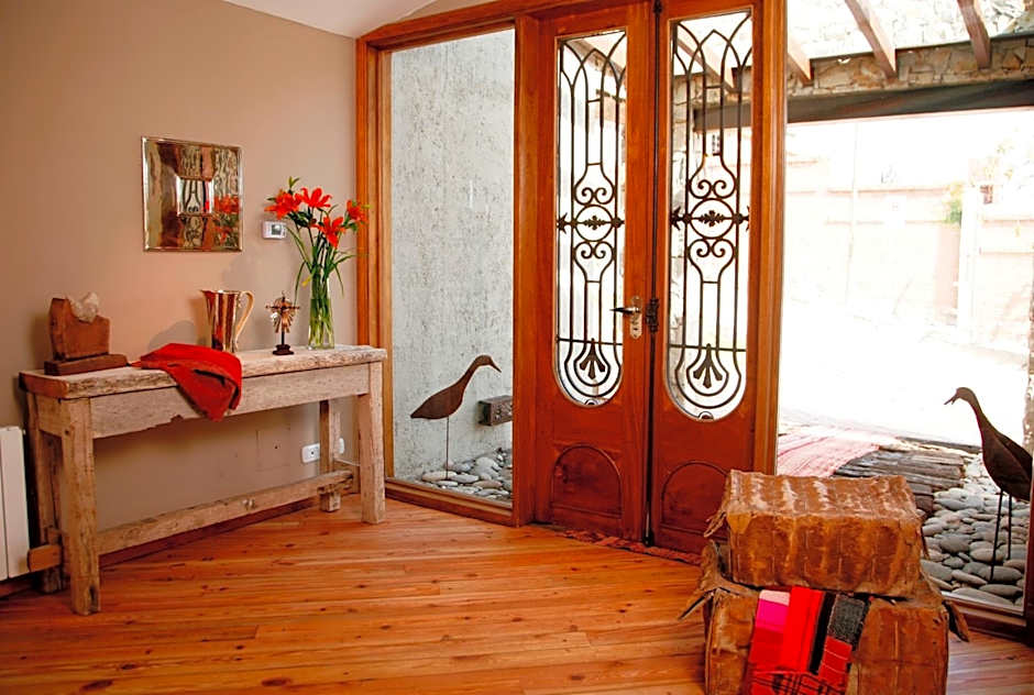 Kkala Boutique Hotel